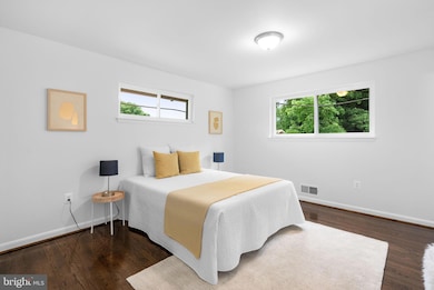 5509 Windsor Dr, Temple Hills, MD 20748 - photo 5