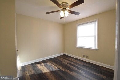 4417 Eldone Rd, Baltimore, MD 21229 - photo 6