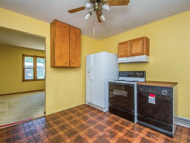 7810 SW 11th St, Des Moines, IA 50315 - photo 6