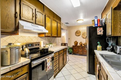 4526 W Osborn Rd, Phoenix, AZ 85031 - photo 7