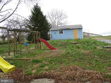 1133 Glasgow St, Pottstown, PA 19464 - photo 6