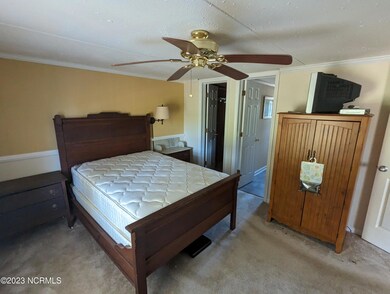 PXL_20230829_210834940