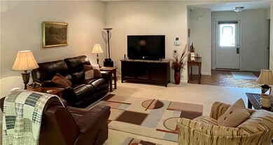 5107 Montpelier Ct, Columbus, IN 47203 - photo 6