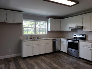 2097 Mcentire Cir, Chatsworth, GA 30705 - photo 5