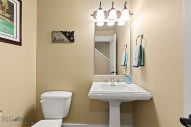 Downstairs 1/2 Bath