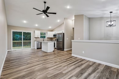 127 Belmont Ct, Williamstown, KY 41097 - photo 2