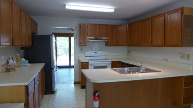 105 Whalers Walk, Edgartown, MA 02539 - photo 4