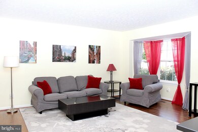 9614 Donnan Castle Ct, Laurel, MD 20723 - photo 6