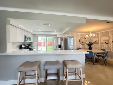 426 SW 8th Ave, Boynton Beach, FL 33435 - photo 3