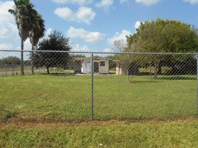 10617 Santa fe St, Donna, TX 78537 - photo 3