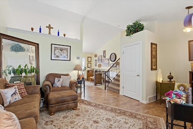 1652 Dunsinane Cir, Ogden, UT 84401 - photo 4