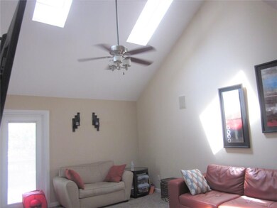 3337 Kensington Blvd, Columbus, IN 47203 - photo 3