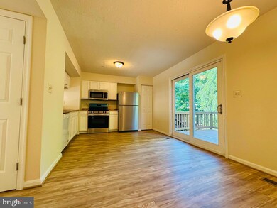 3719 Tall Grass Ct, Randallstown, MD 21133 - photo 2