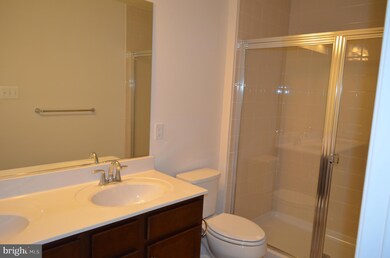 18427 Woodhouse Ln, Germantown, MD 20874 - photo 7