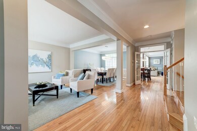 411 Park Ave, Falls Church, VA 22046 - photo 2