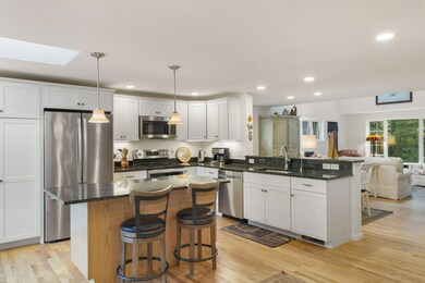 41-web-or-mls-DS208343