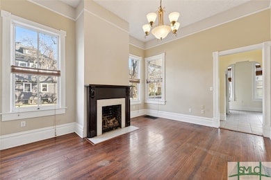 201 W 37th St, Savannah, GA 31401 - photo 7