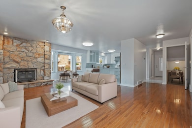 1990 E Terra Vista Way, Sandy, UT 84093 - photo 7