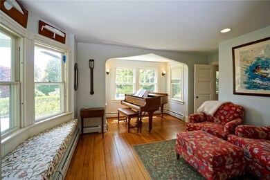 This Den/Library with window seat is 17' x 14'.