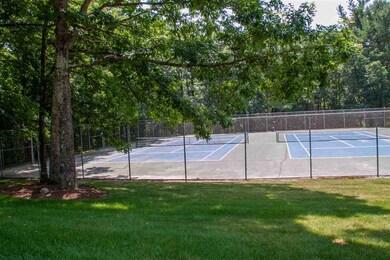 14 Rollins Ct, MerriMacK, NH 03054 - photo 5