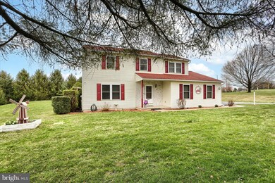 6417 Mountain View Dr, Slatington, PA 18080 - photo 3