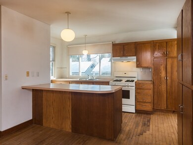 15 Cedar St, Northampton, MA 01060 - photo 7