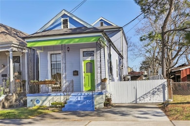 1519 Lesseps St, New Orleans, LA 70117 - photo 2