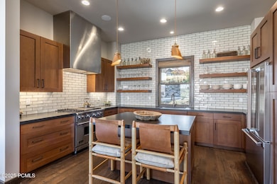 007_7421nvictoryranchdr8_849