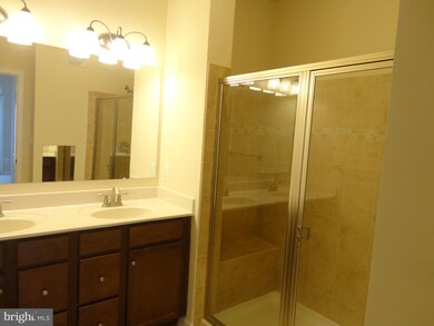4779 Dane Ridge Cir unit 37, Woodbridge, VA 22193 - photo 7