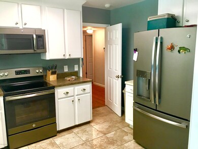 2824 Emily Ln, Jacksonville, FL 32216 - photo 7