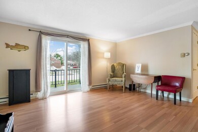 6 Academy Place unit 9, Saco, ME 04072 - photo 4