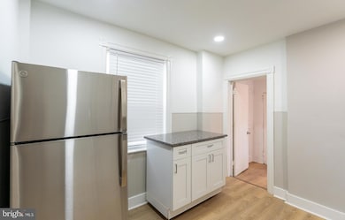 1645 S Etting St, Philadelphia, PA 19145 - photo 7