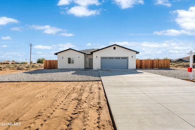 8624 Forest Ave, California City, CA 93505 - photo 2