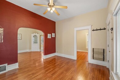 536 Newton St, Waterloo, IA 50703 - photo 6