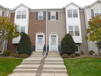 4723 Woodland Ave, Shakopee, MN 55379 - photo 2