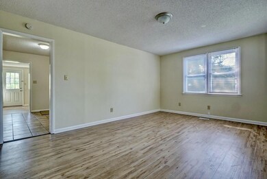 408 Houston Rd, Jacksonville, NC 28540 - photo 2