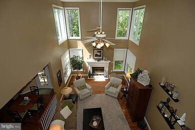 46938 Mossgrove Ct, Sterling, VA 20164 - photo 6