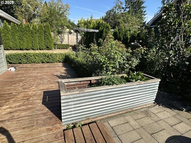 10854 SW 61st Ave, Portland, OR 97219 - photo 3