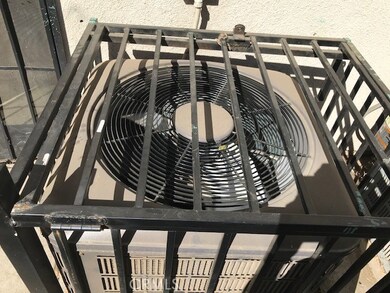 3448 Rainbow Ln, Highland, CA 92346 - photo 3