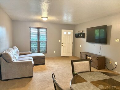 5015 Yalecrest Dr, Dayton, OH 45417 - photo 5