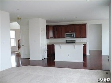 3627 Vista Dr, Macungie, PA 18062 - photo 4