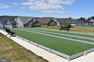 4452 Colonial Ln, Center Valley, PA 18034 - photo 6