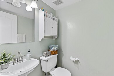 4161 E Village Cir-23