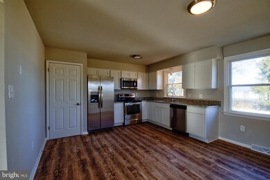 12209 Hooe Rd, Bristow, VA 20136 - photo 3