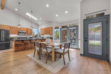 458 NW Princess Ct, Bend, OR 97703 - photo 5