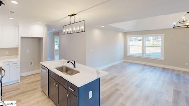 1172 W Rutledge Ave, Gaffney, SC 29341 - photo 5