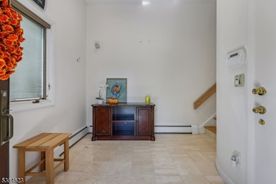 53 Ponds Cir, Wayne, NJ 07470 - photo 5