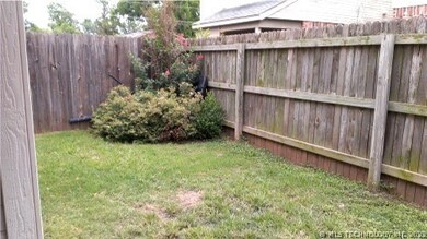 304 W K St, Jenks, OK 74037 - photo 6