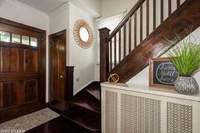 129 S Summit St, Wheaton, IL 60187 - photo 6