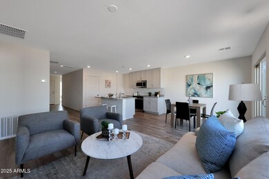 Saguaro Living Dining Kitchen